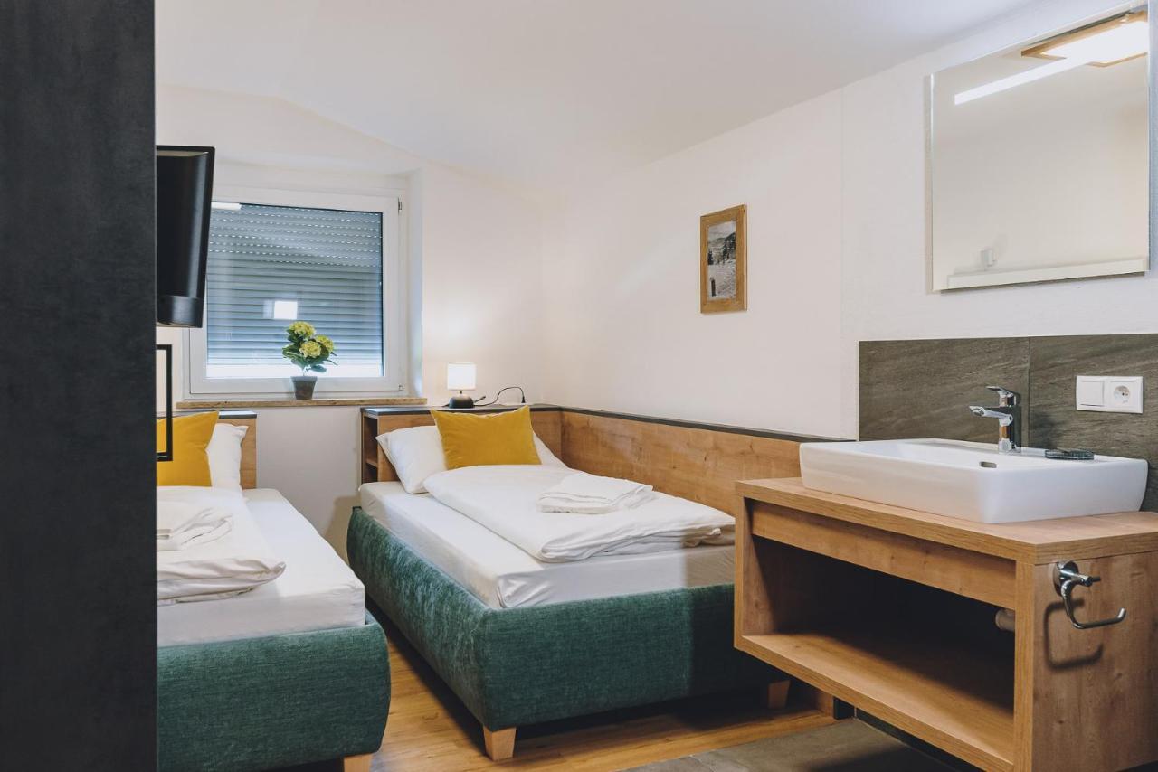 Spa Chalet By We Rent Zell am See Bagian luar foto