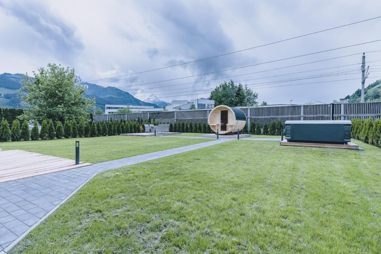 Spa Chalet By We Rent Zell am See Bagian luar foto